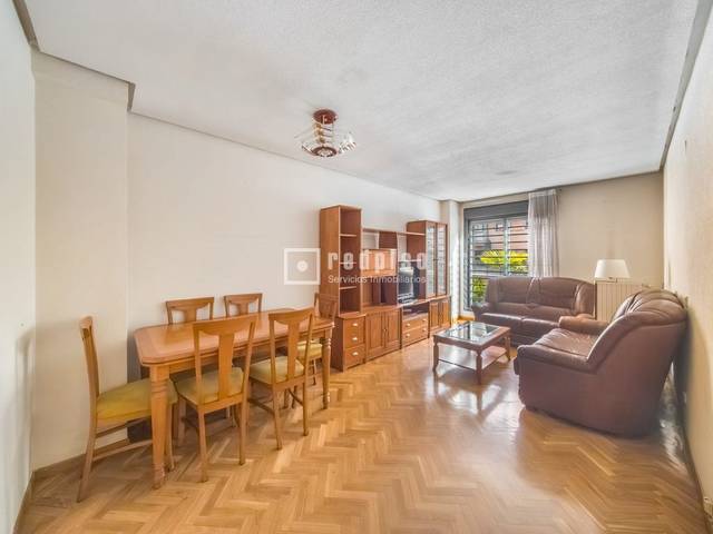 Piso en Venta en LADERA DE LOS ALMENDROS en Valdebernardo - Valderribas