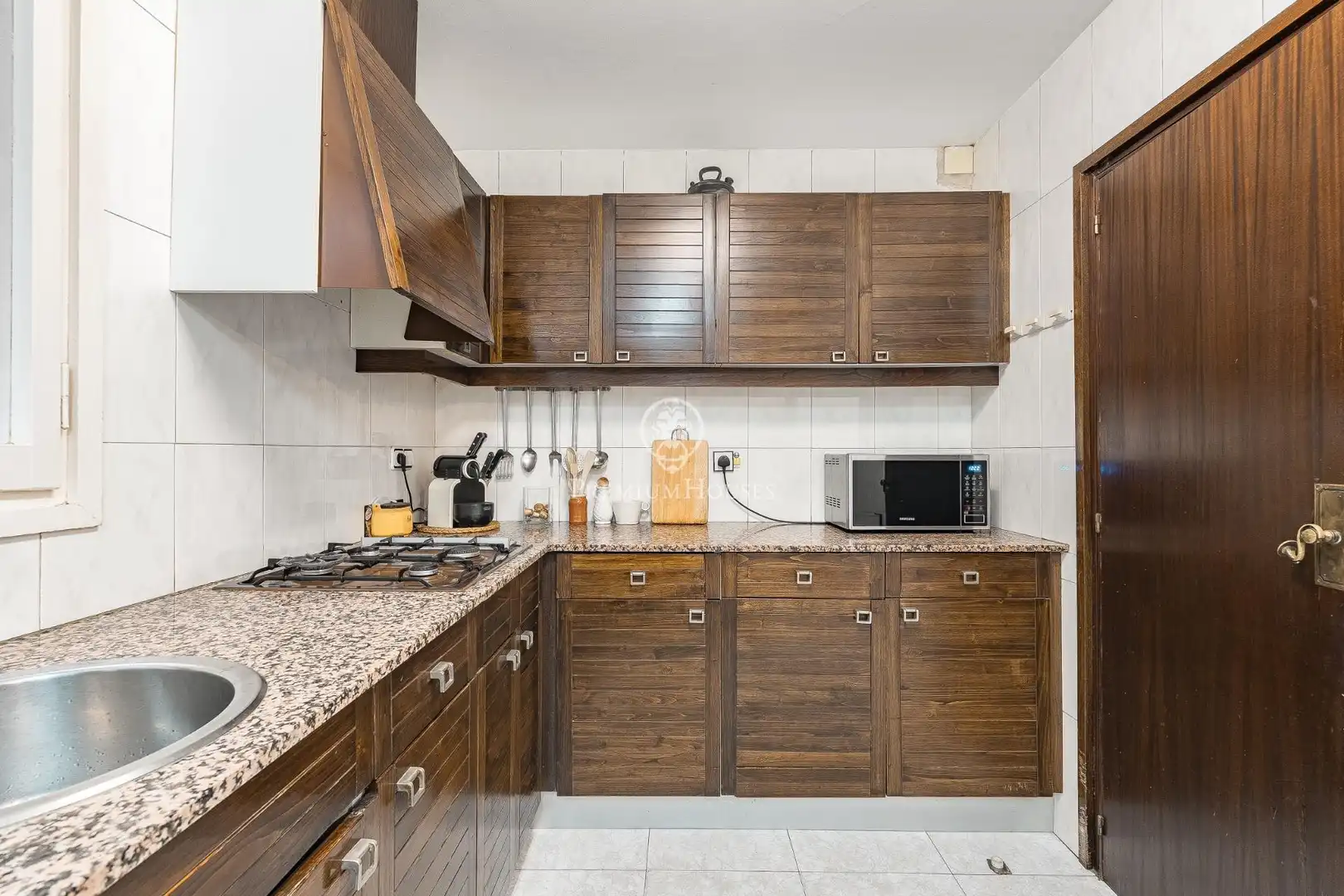 Cuina de Pis en venda en Barcelona amb Aire condicionat, Calefacció i Traster