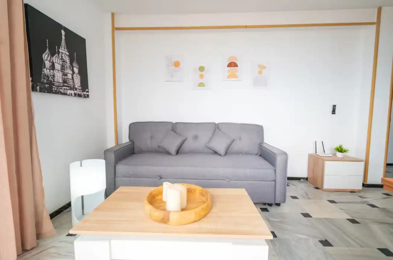 Wohnzimmer von Wohnungen zur Miete in Benidorm mit Klimaanlage, Parkett und Möbliert