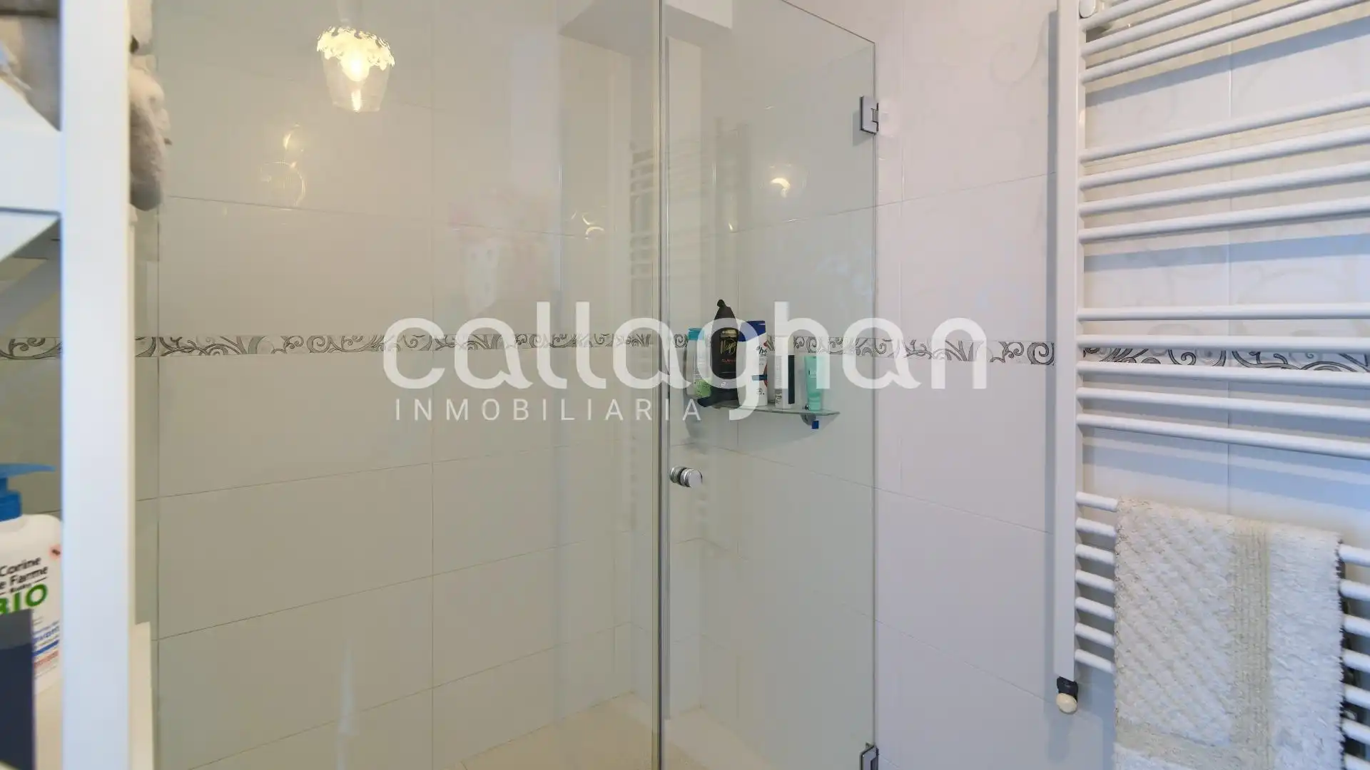 Bathroom of Detached homes for sale in Alzira  with Air Conditioner, Heating and Terrace