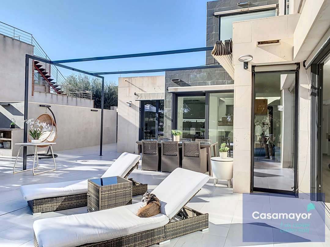 Terrace of House or chalet for sale in Alicante / Alacant  with Air Conditioner, Heating and Storage room