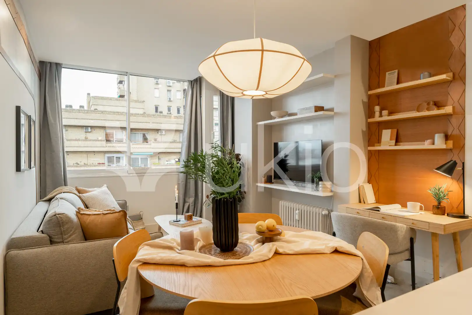 Sala d'estar de Apartament de lloguer en Madrid amb Aire condicionat, Calefacció i Moblat