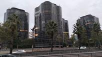 Vista exterior de Local en venda en  Barcelona Capital amb Aire condicionat i Terrassa