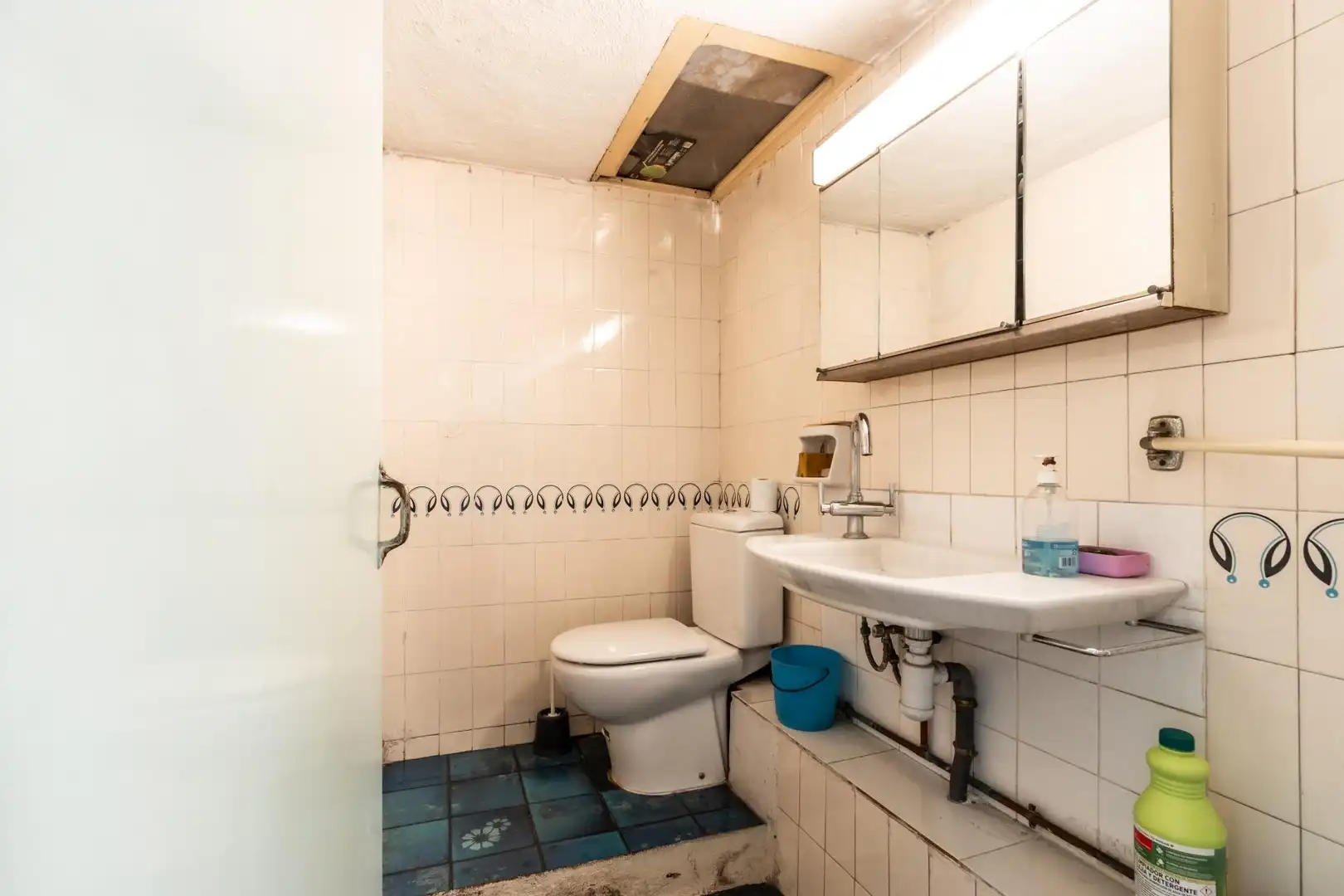 Bathroom of Detached homes for sale in Sabadell  with Air Conditioner and Heating