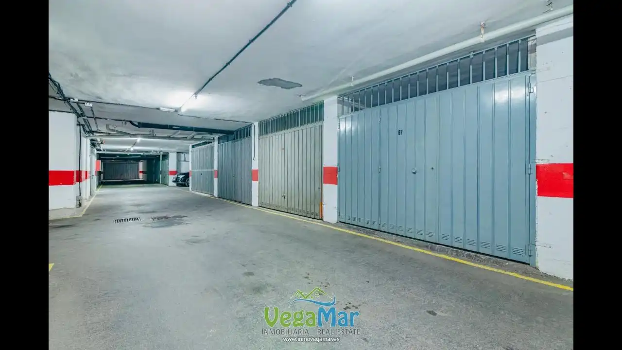 Parkplatz von Erdgeschoss zum Verkauf in Almuñécar mit Terrasse und Möbliert