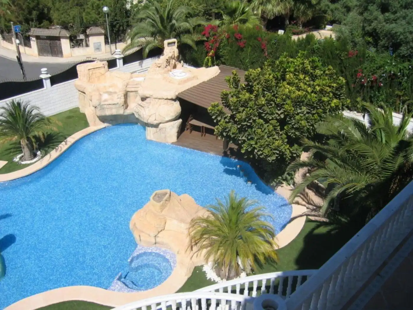 Villa con terrazza in vendita a Garbinet - Vistahermosa, imagen 2