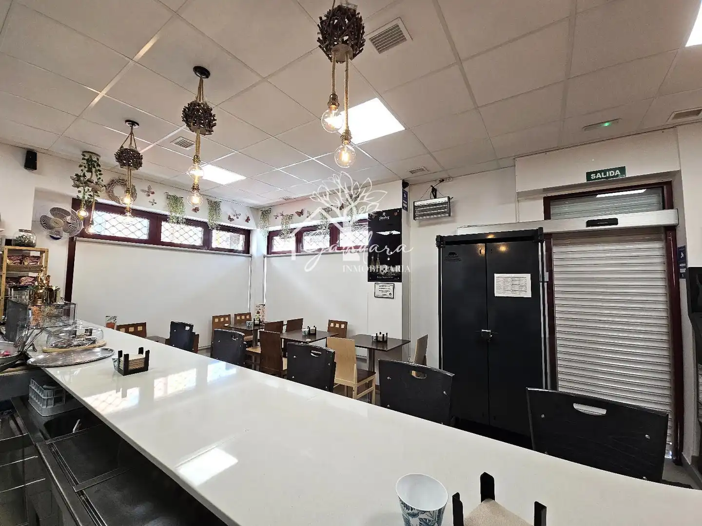 Local comercial en venta en Porta Nova, imagen 18