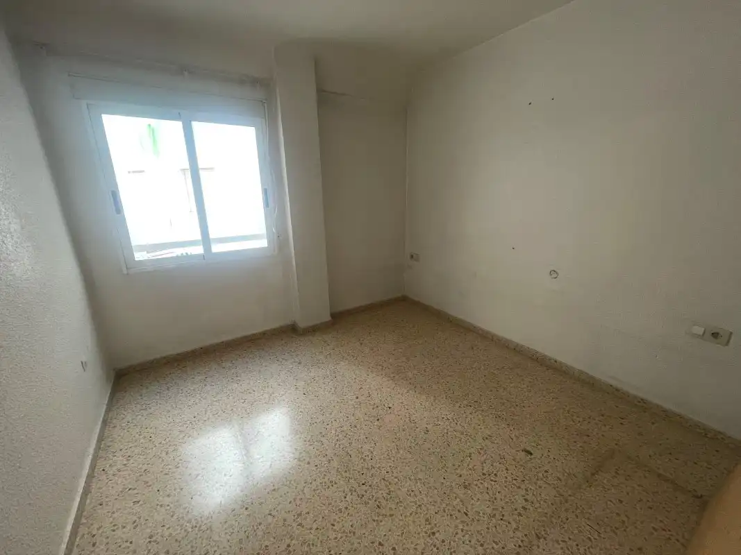 Bedroom of Flat for rent in Gandia  with Air Conditioner, Terrace and Furnished