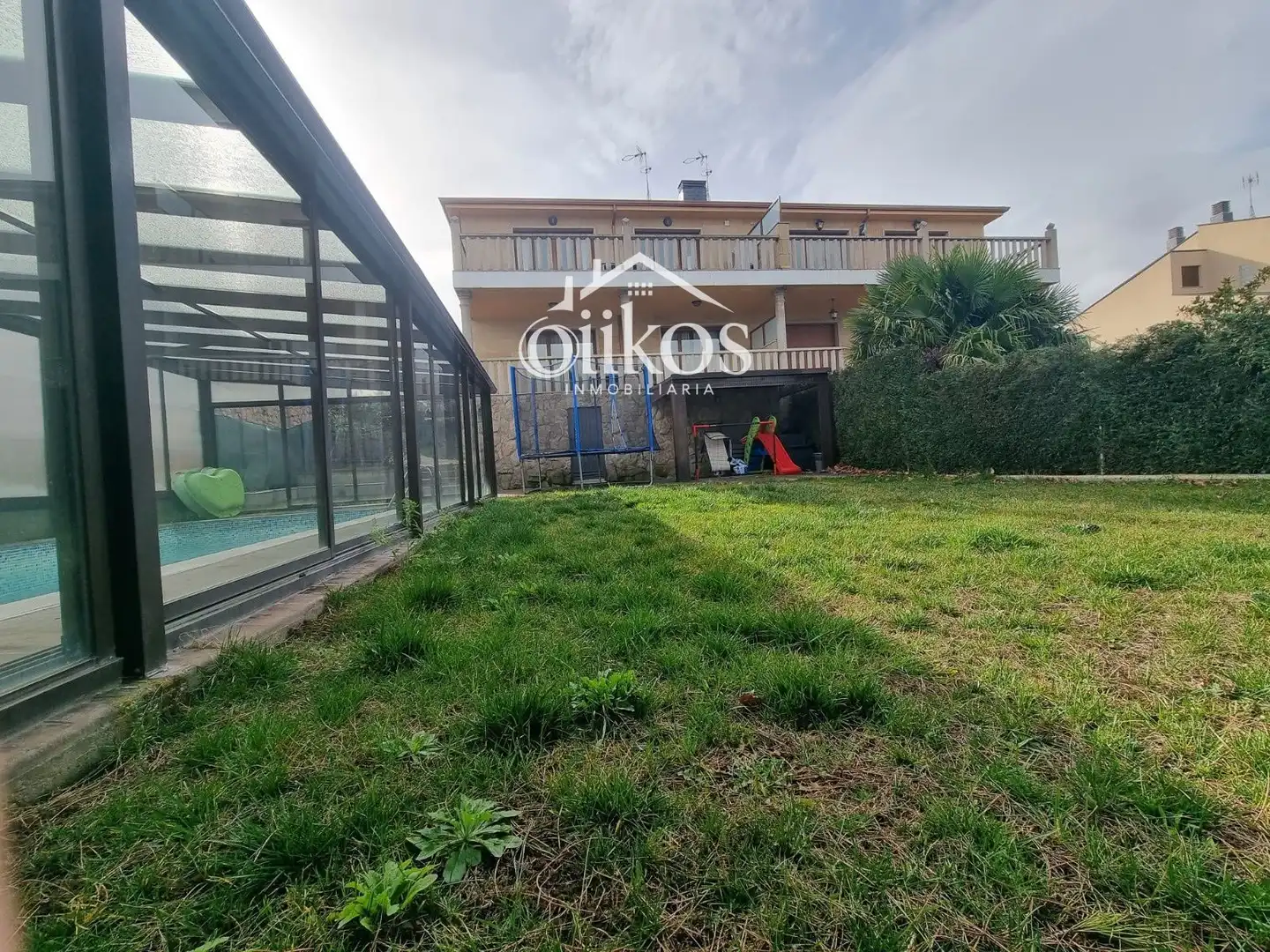 Casa adosada en venta en Villamayor con Aire acondicionado, Calefacción y Parquet