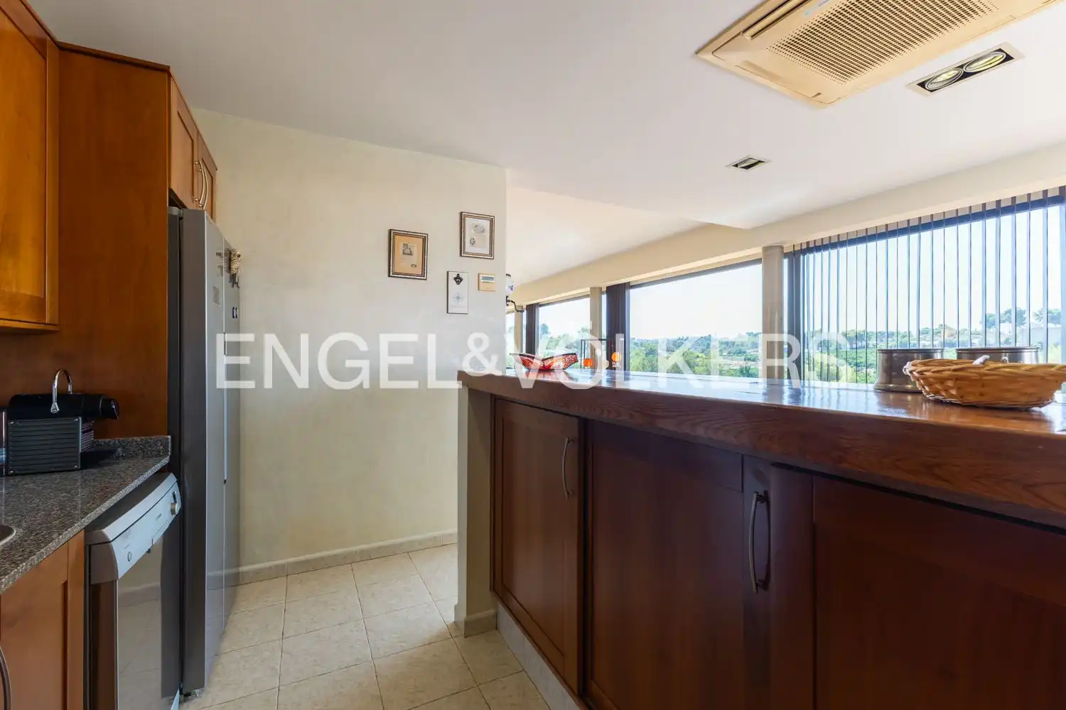 Houses for sale in Montserrat  with Air Conditioner, Heating and Private garden