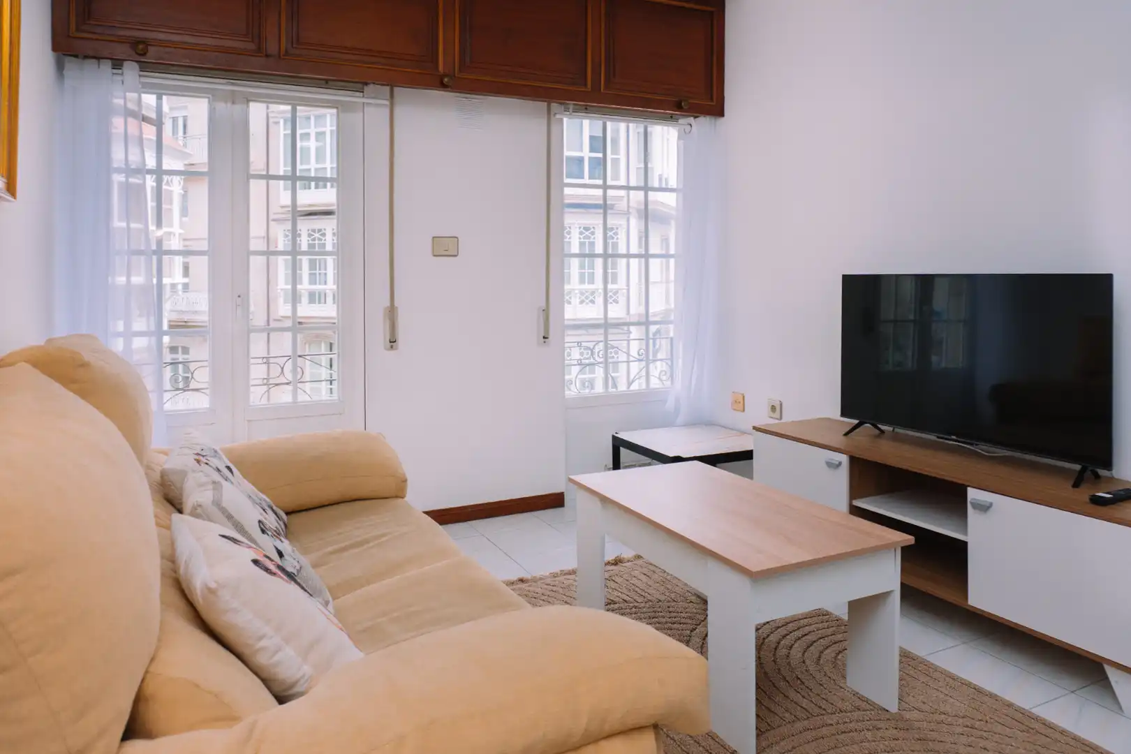Sala de estar de Piso de alquiler en Vigo  con Parquet, Amueblado y Horno