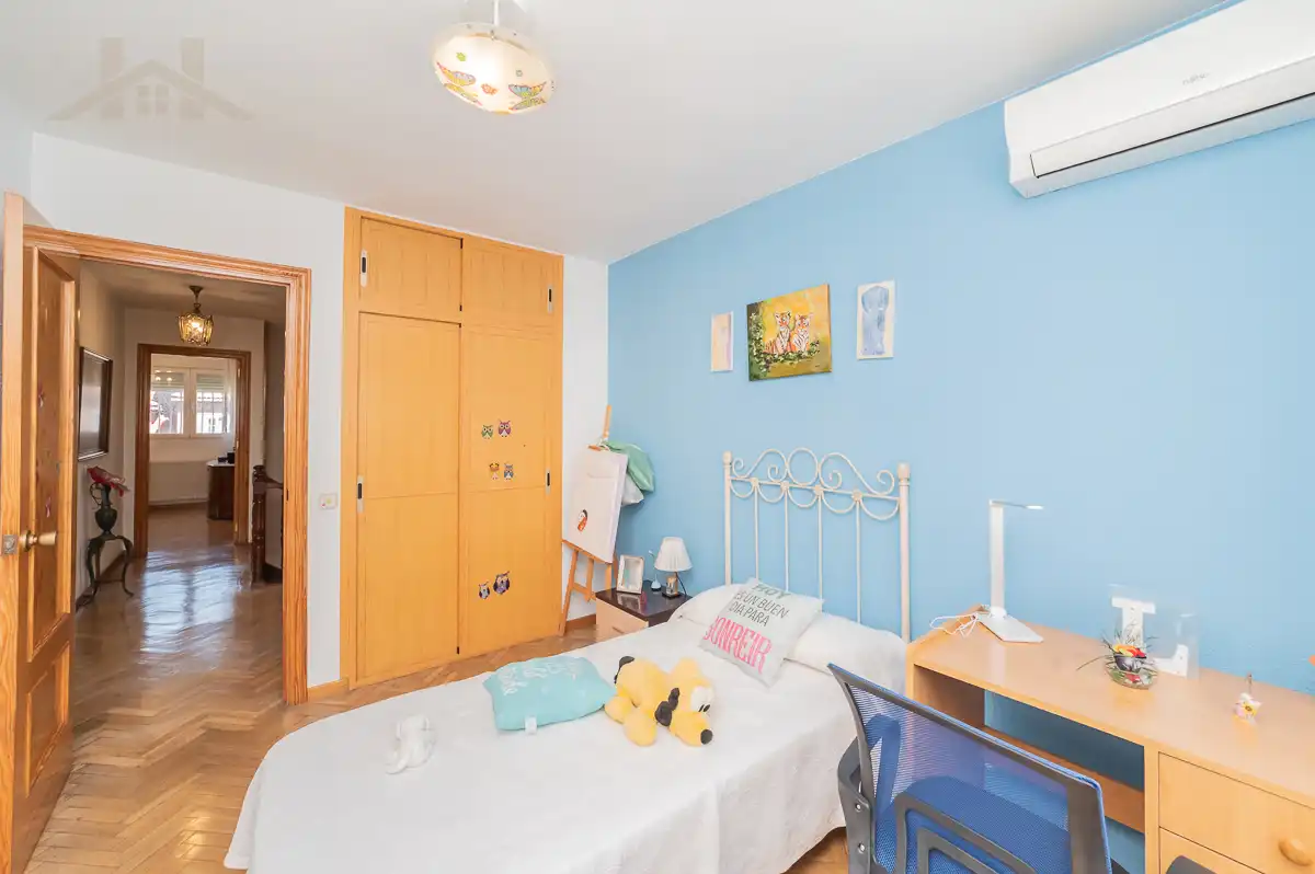 Bedroom of Houses for sale in Arroyomolinos (Madrid)  with Air Conditioner, Heating and Private garden