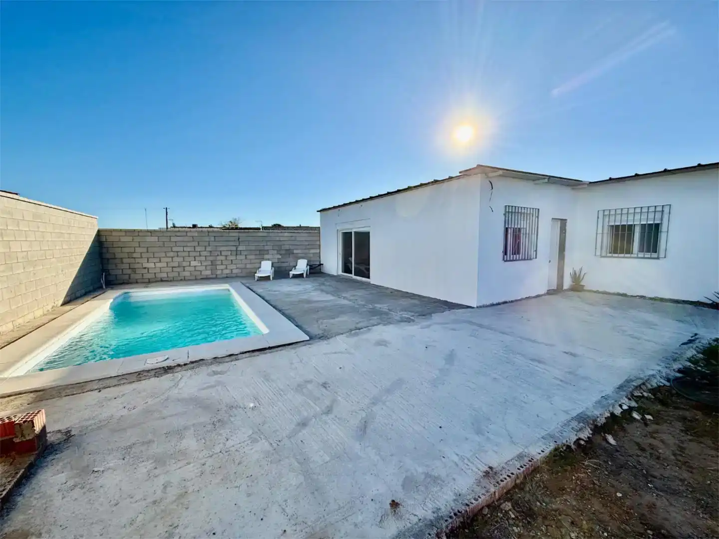 Piscina de Finca rústica en venda en Dos Hermanas