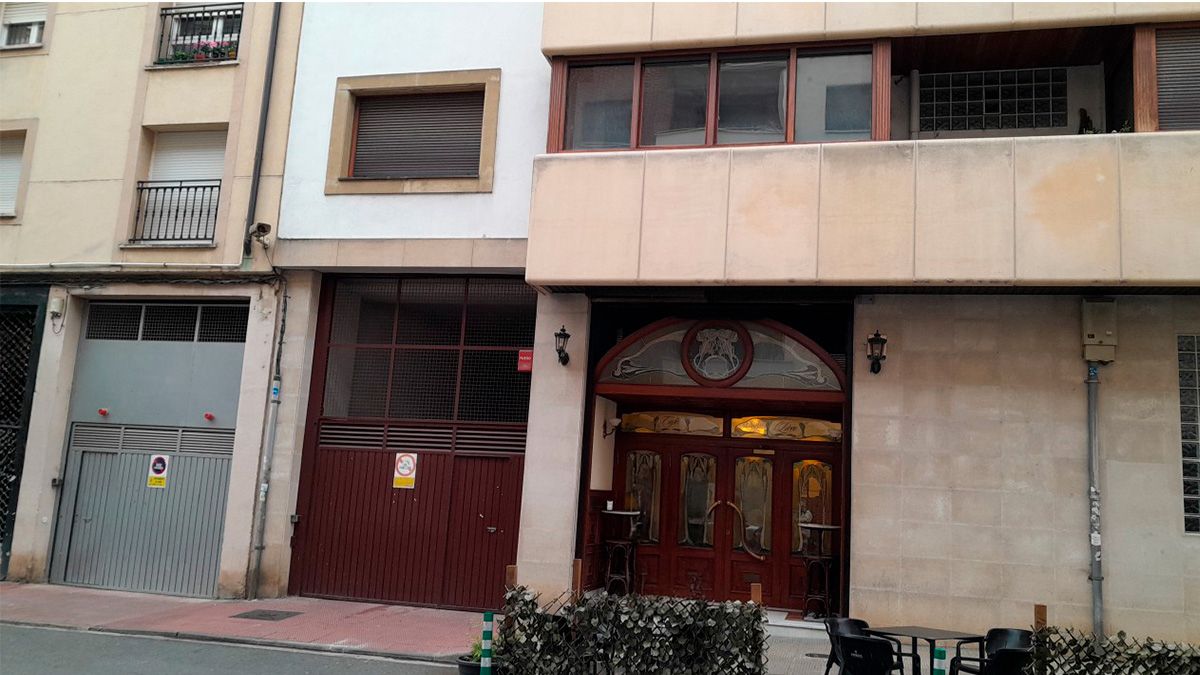 Exterior view of Garage for sale in Haro