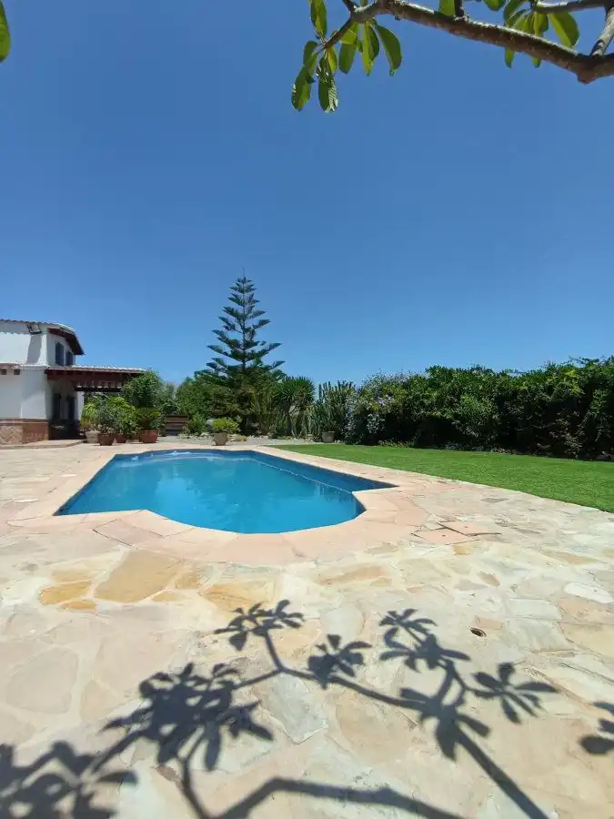 Piscina de Finca rústica en venda en Álora amb Terrassa