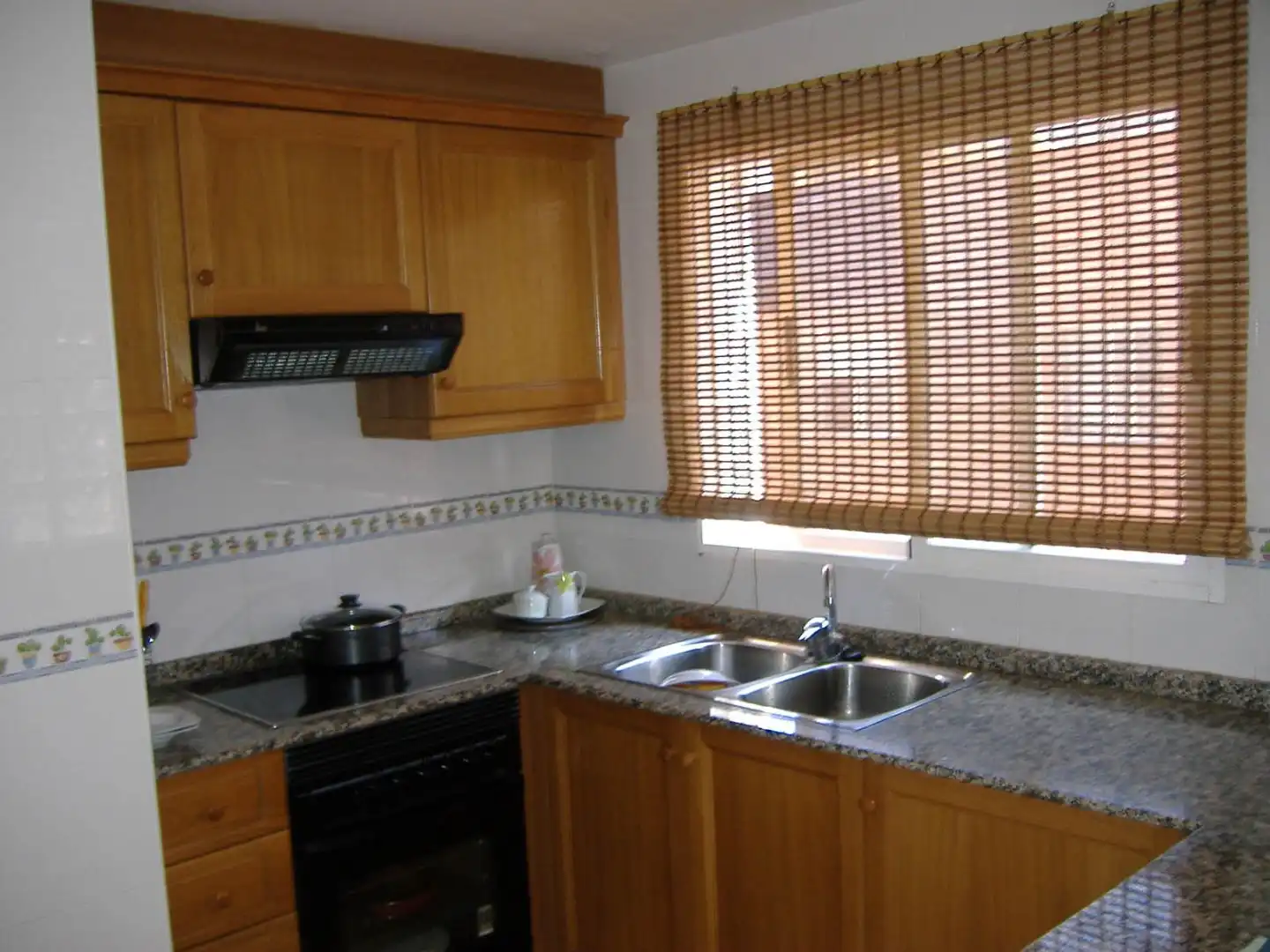 Küche von Wohnung zur Miete in Burriana / Borriana mit Terrasse und Balkon