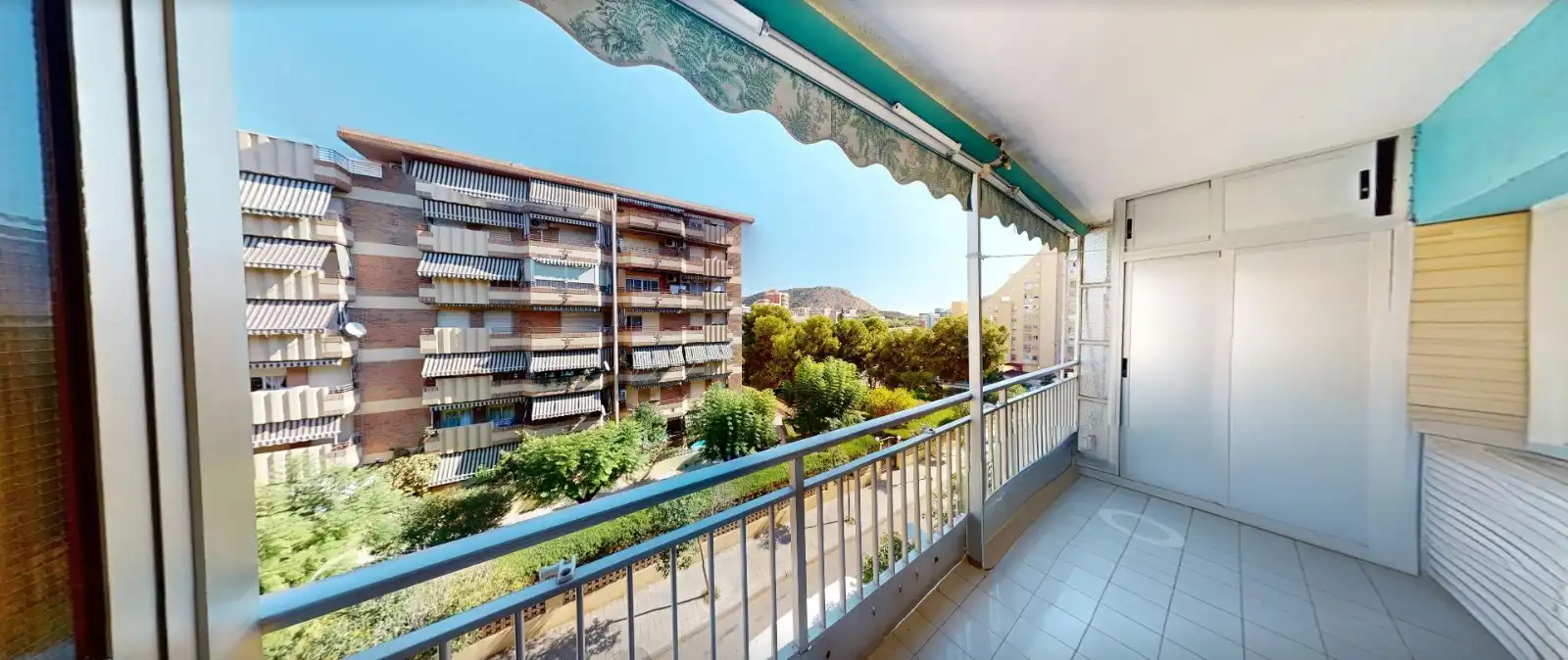 Terrassa de Pis en venda en Pla - Carolinas