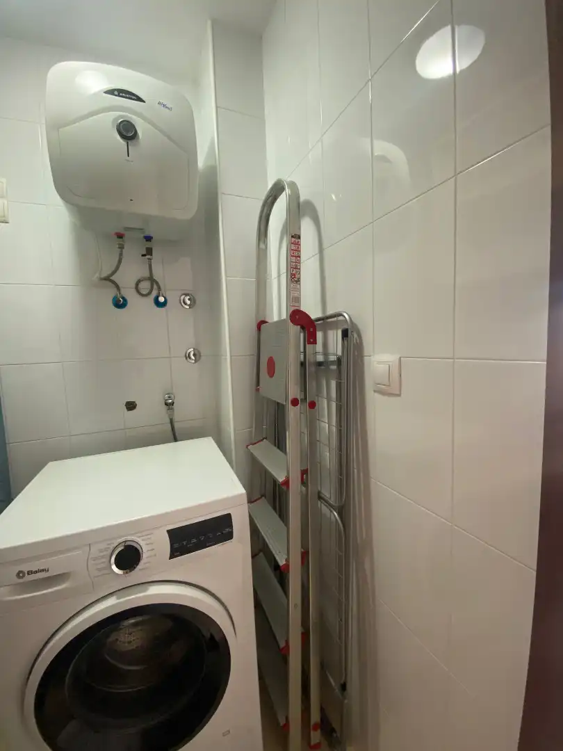 Bany de Pis de lloguer en Las Palmas de Gran Canaria amb Moblat i Piscina comunitària