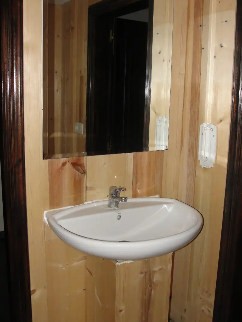 Bany de Local de lloguer en Ames amb Aire condicionat, Calefacció i Parquet