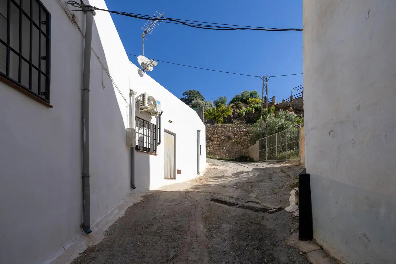 Vista exterior de Terreno en venta en Lanjarón