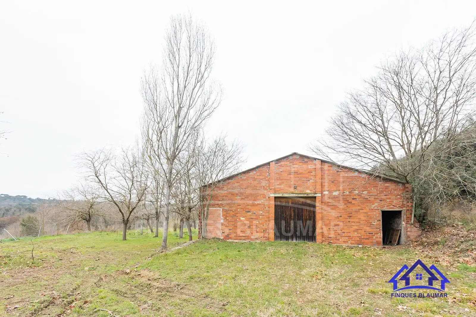 Country house zum Verkauf in Breda