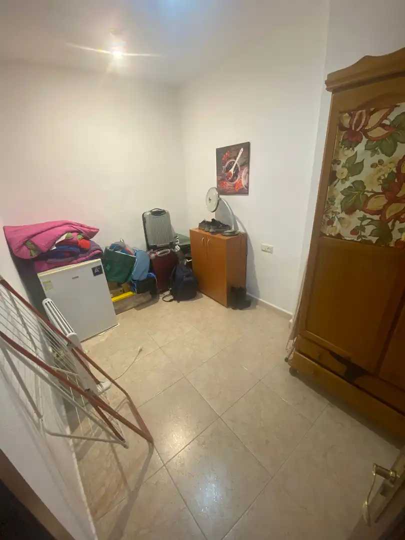 Flat for rent in Calle Buensuceso, Centro - Sagrario