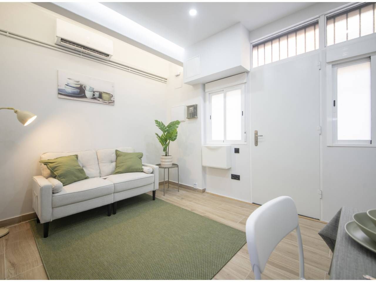 Sala d'estar de Pis en venda en  Barcelona Capital amb Aire condicionat, Parquet i Moblat