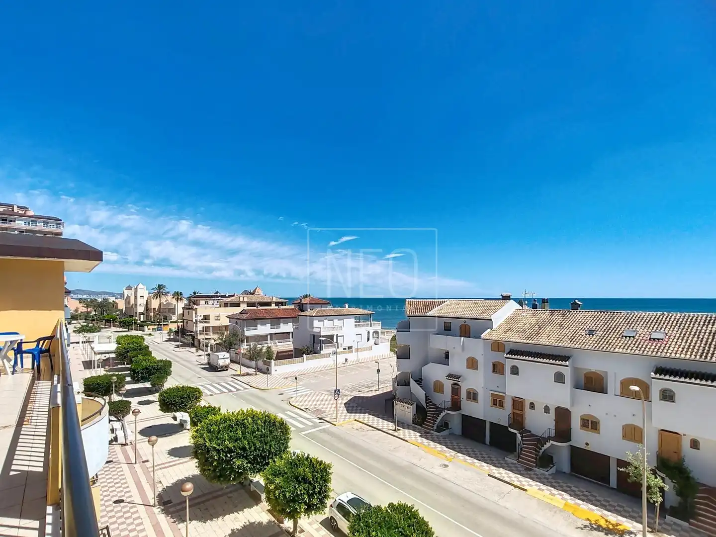 Vista exterior de Ático en venta en Tavernes de la Valldigna con Terraza, Trastero y Piscina comunitaria