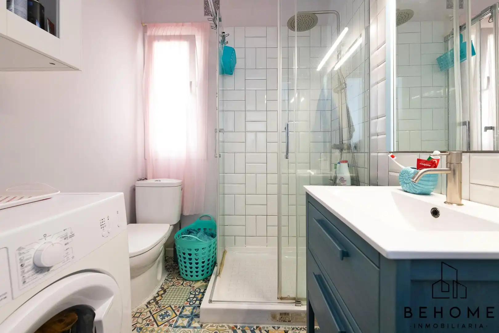 Baño de Piso en venta en Málaga con Aire acondicionado