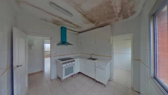 Piso en Venta en Carrer Camps Blancs en Camps Blancs