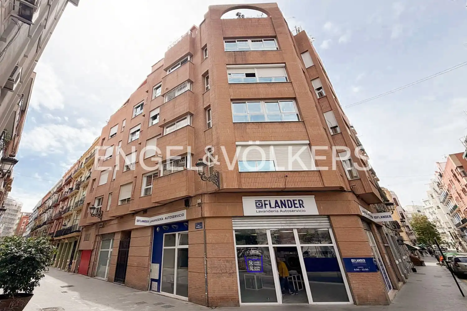 Vista exterior de Piso en venta en Valencia con Aire acondicionado, Calefacción y Parquet