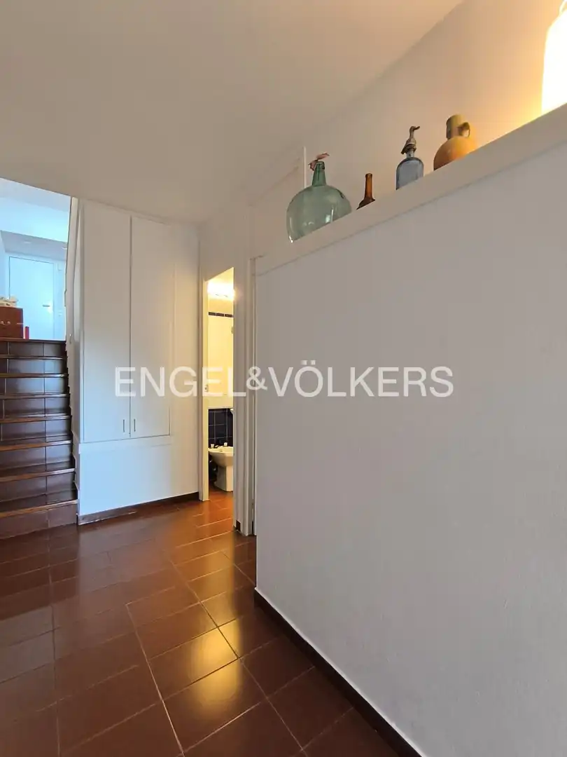 Einfamilien-Reihenhaus zur Miete in Barcelona mit Heizung, Terrasse und Schwimmbad