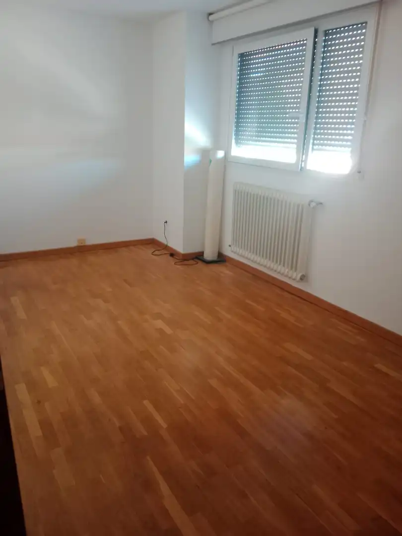 Piso de alquiler en Aranguren con Calefacción, Amueblado y Horno