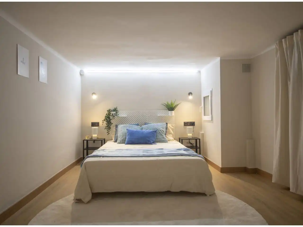Schlafzimmer von Maisonette zum Verkauf in Barcelona mit Klimaanlage, Heizung und Parkett
