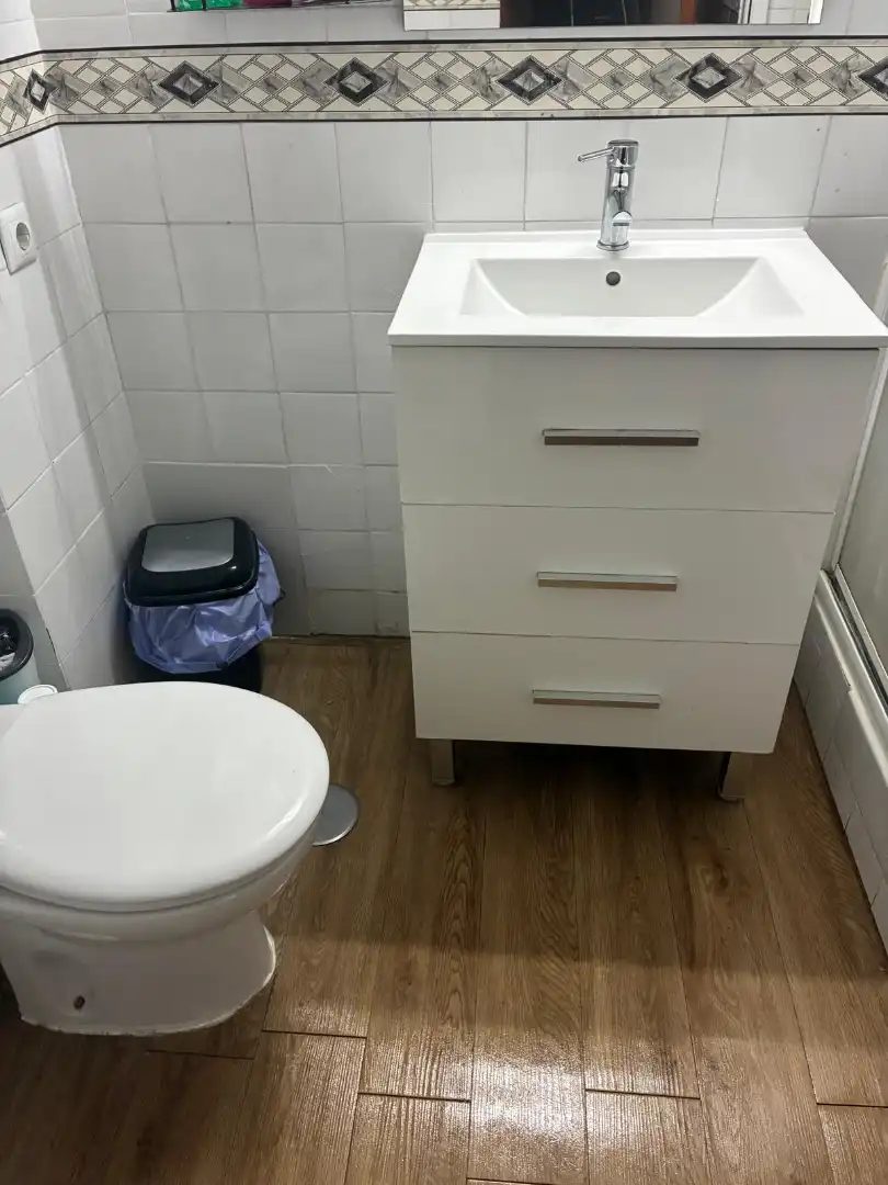 Baño de Piso en venta en Aranjuez con Aire acondicionado, Calefacción y Terraza