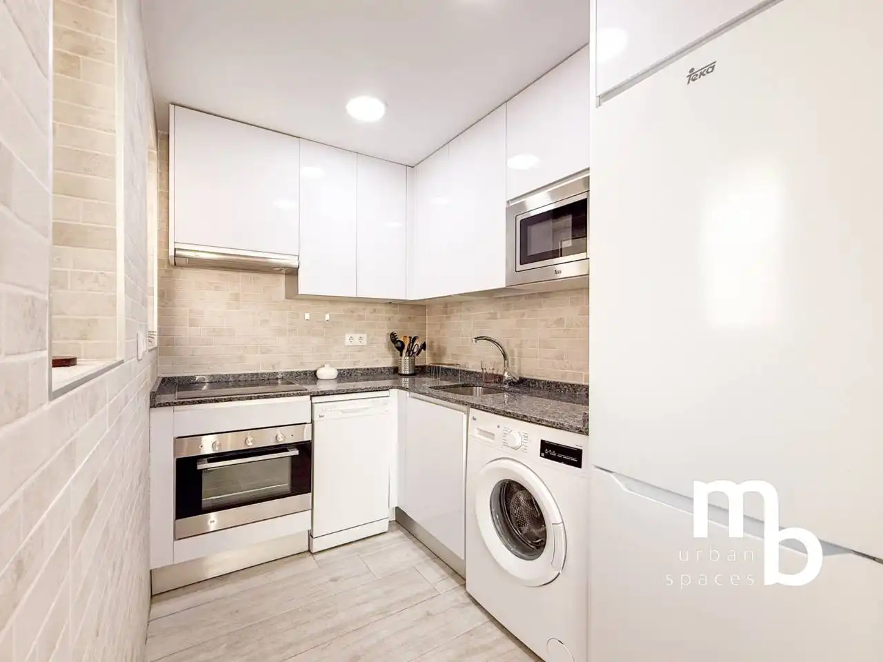 Küche von Wohnung zur Miete in Madrid mit Klimaanlage, Heizung und Möbliert