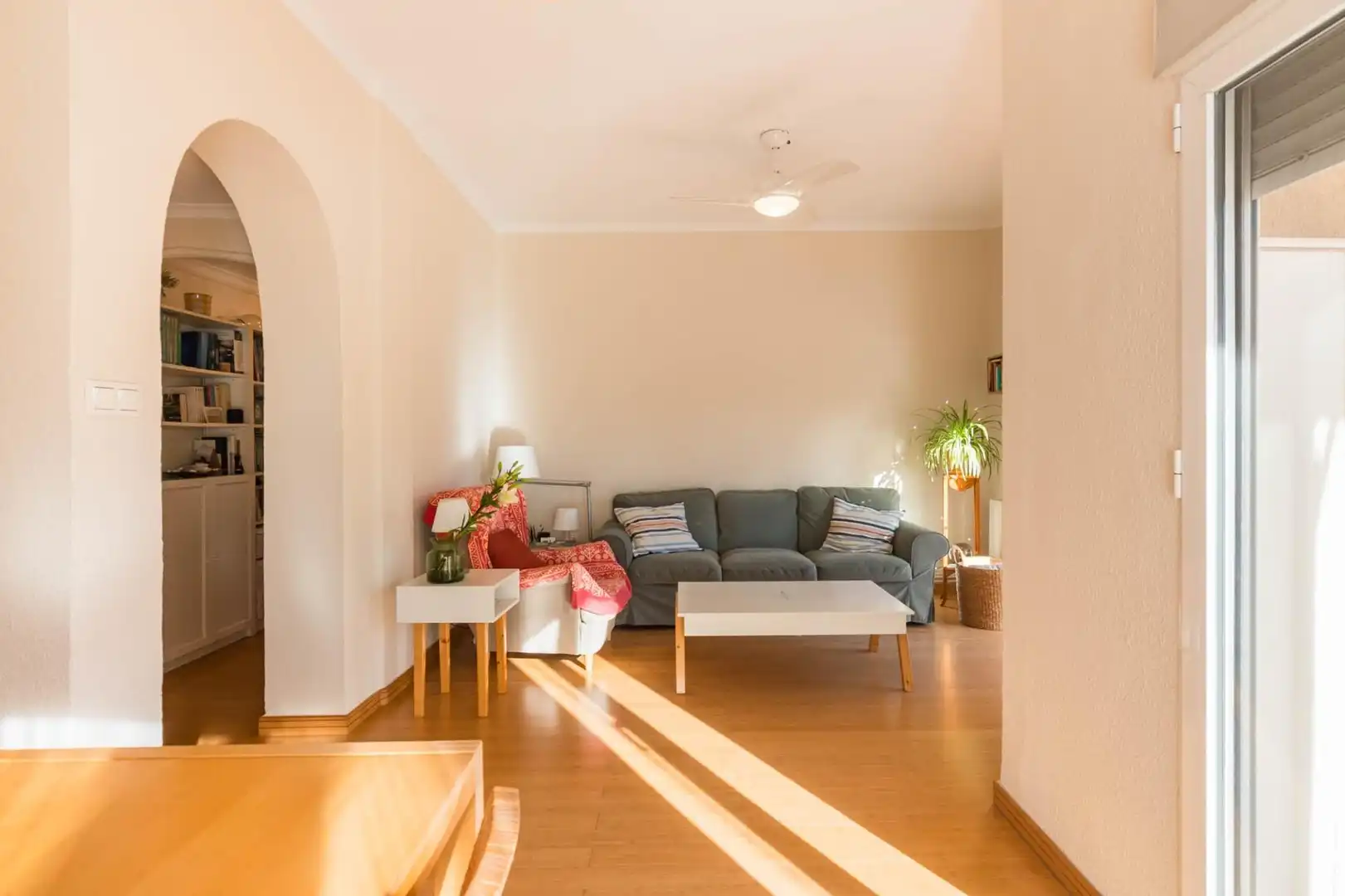 Sala d'estar de Pis en venda en Murcia amb Calefacció, Terrassa i Moblat