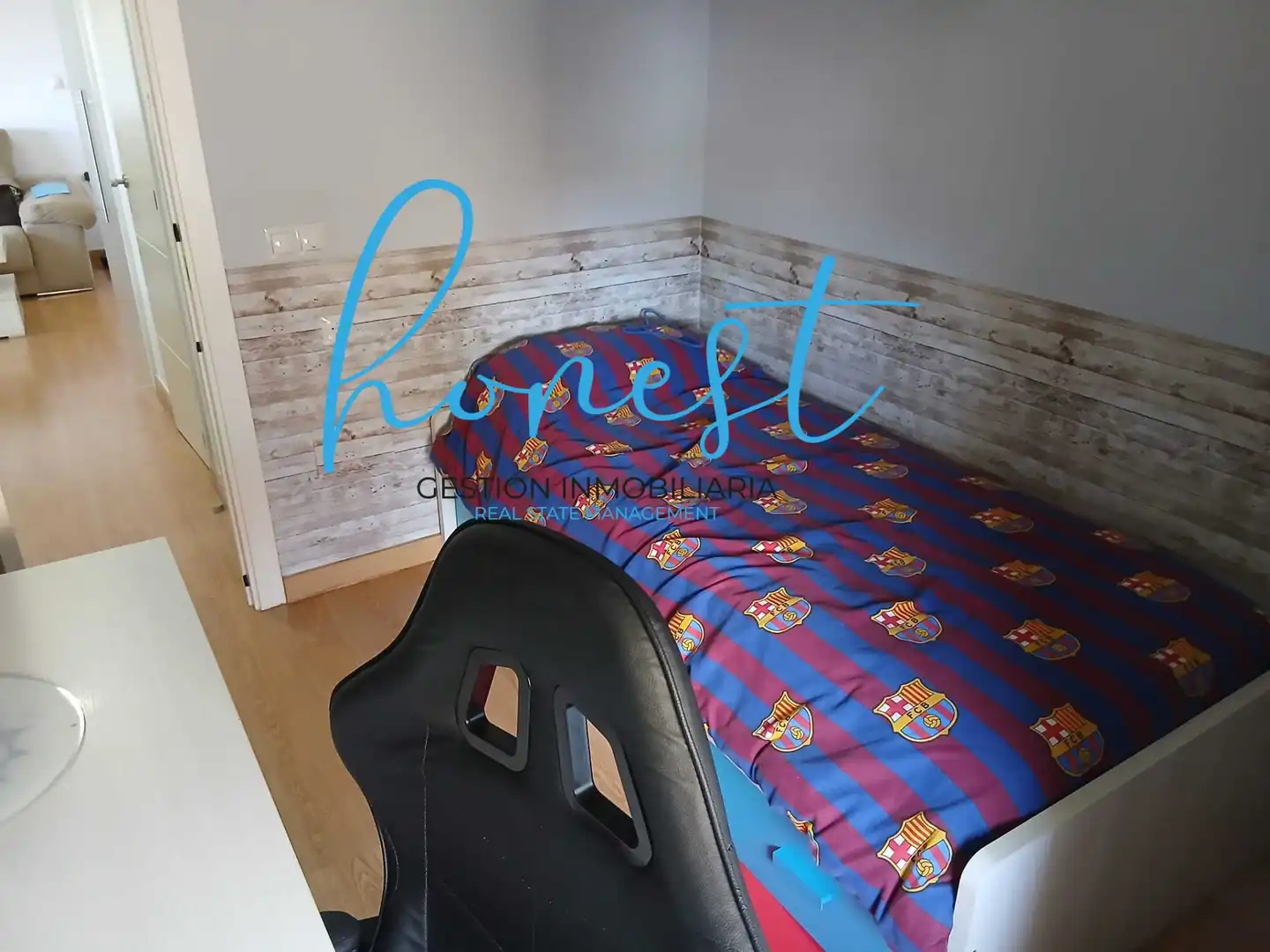 Bedroom of Flat for sale in Torremolinos  with Furnished