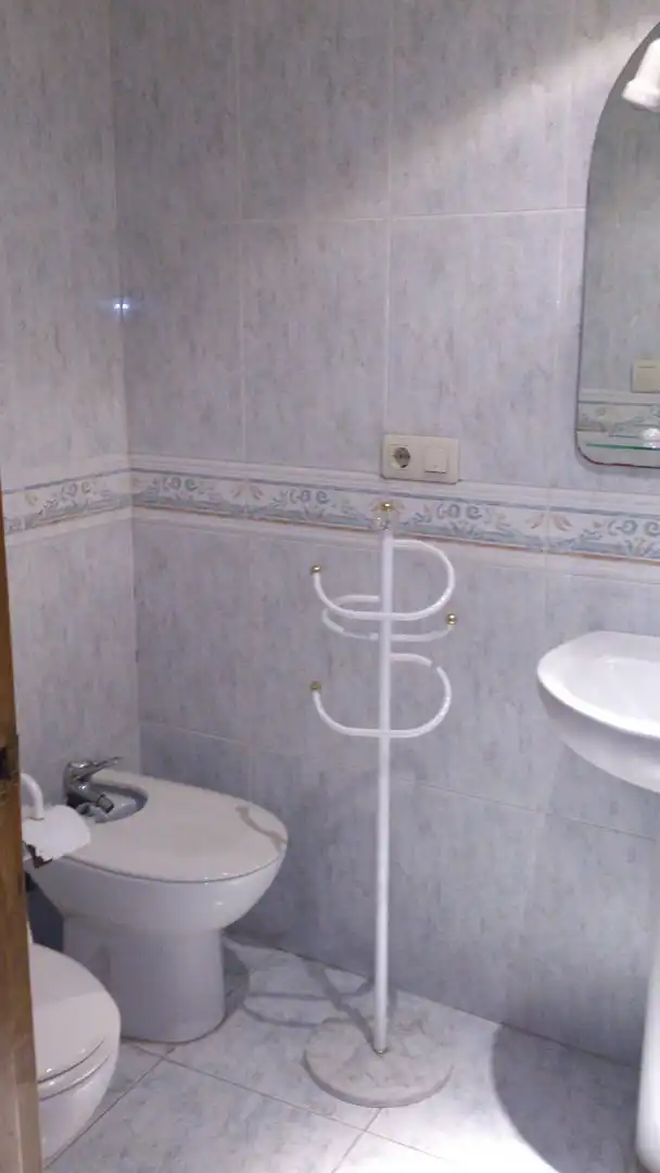 Baño de Casa adosada en venta en Avilés con Parquet