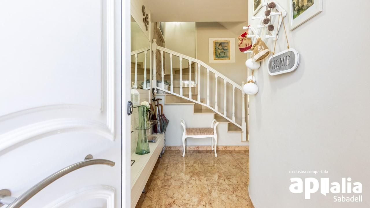 Casa adosada en venta en Terrassa con Calefacción, Terraza y Balcón