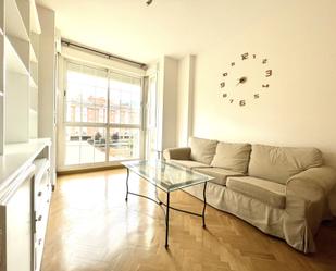 Living room of Flat to rent in  Madrid Capital