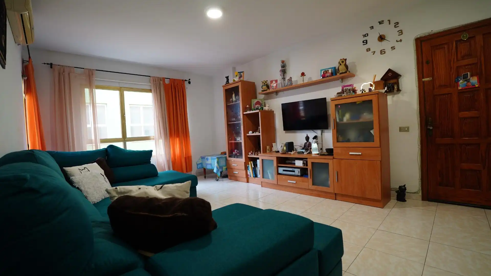 Living room of Flat for sale in Santa Lucía de Tirajana  with Storage room