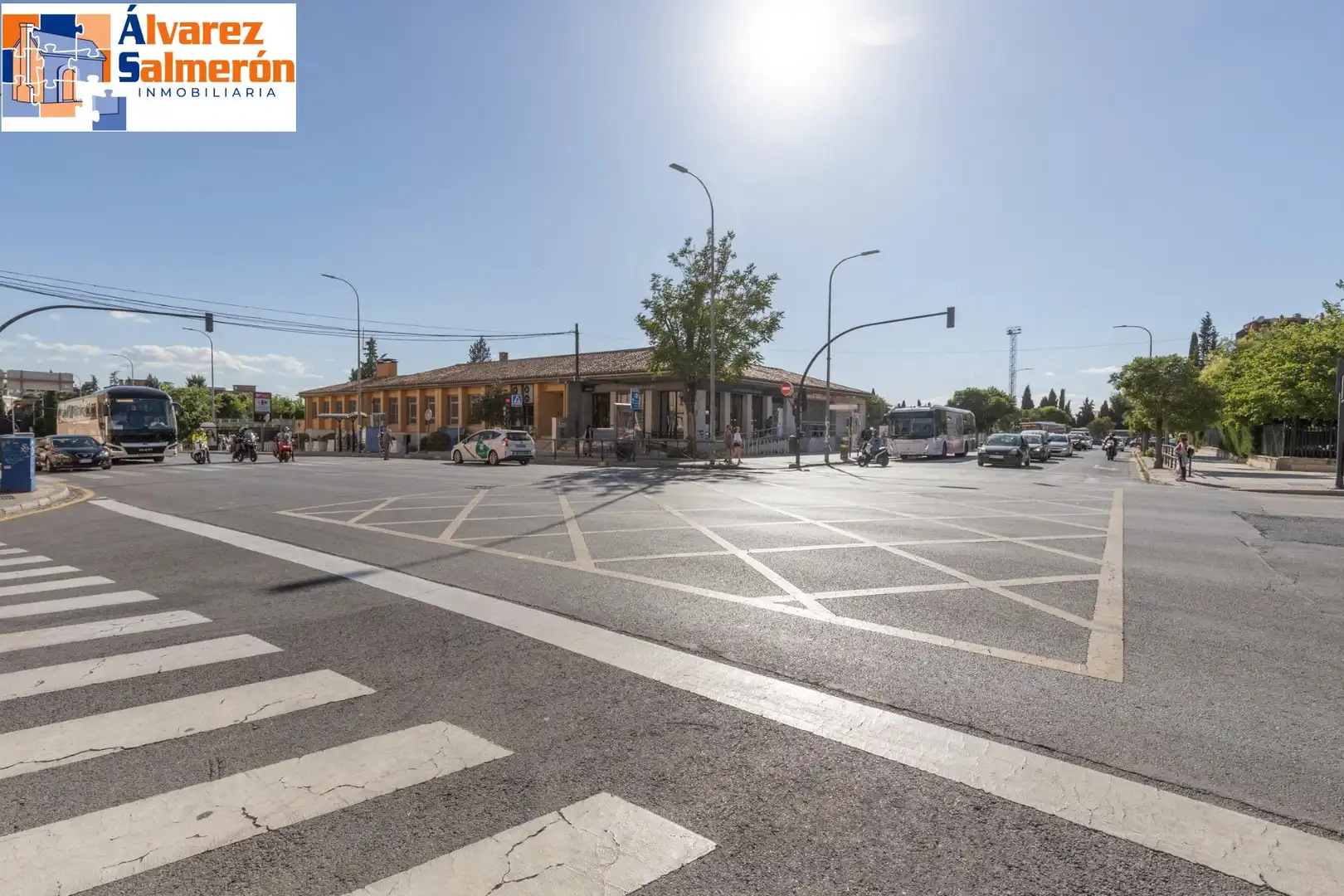Außenansicht von Wohnung zum Verkauf in Granada mit Klimaanlage und Heizung