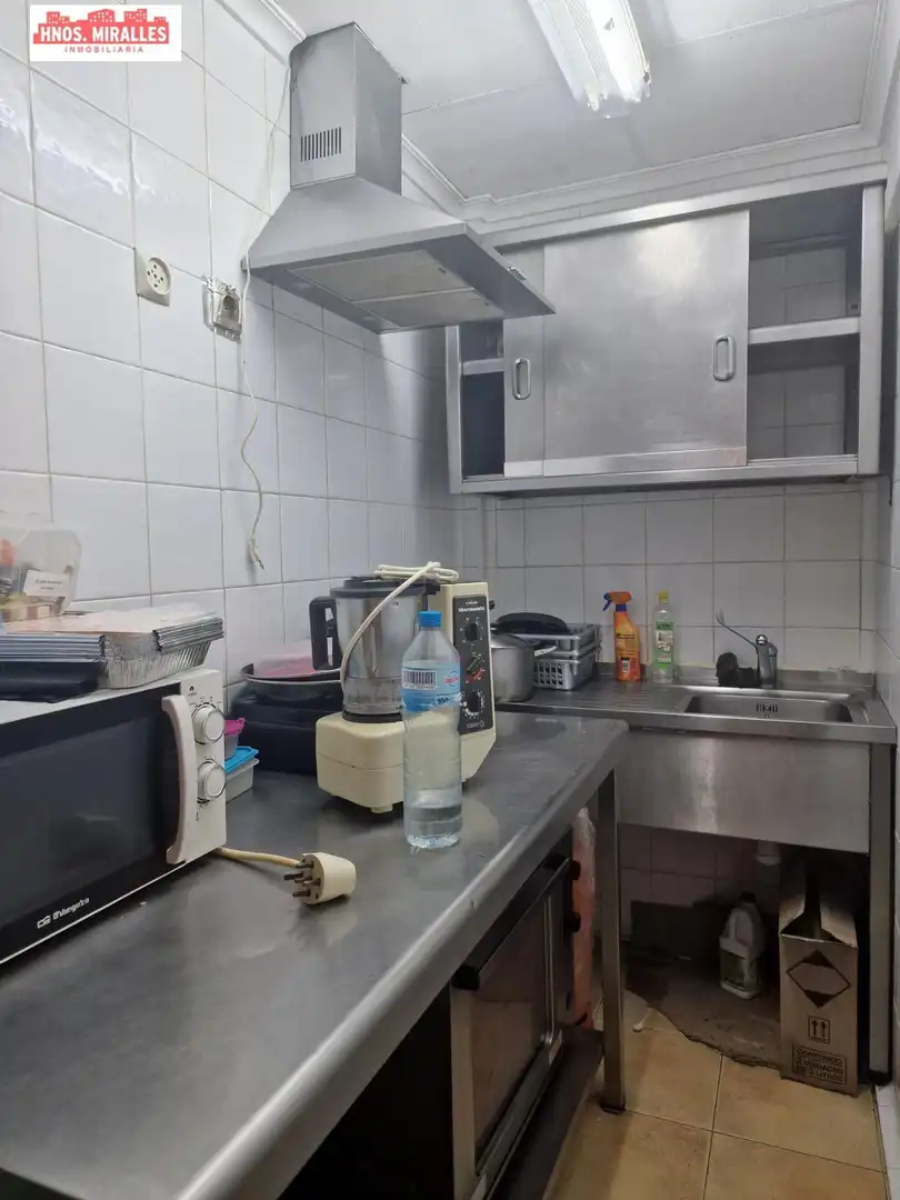 Cocina de Local en venta en Elche / Elx con Aire acondicionado y Amueblado