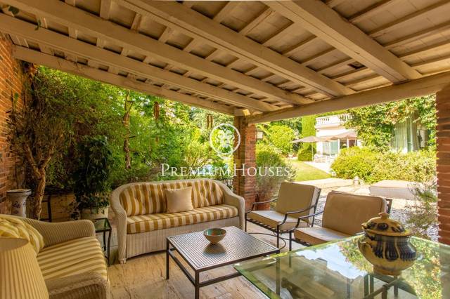 Casa-chalet en Venta en Califòrnia - Santa Madrona