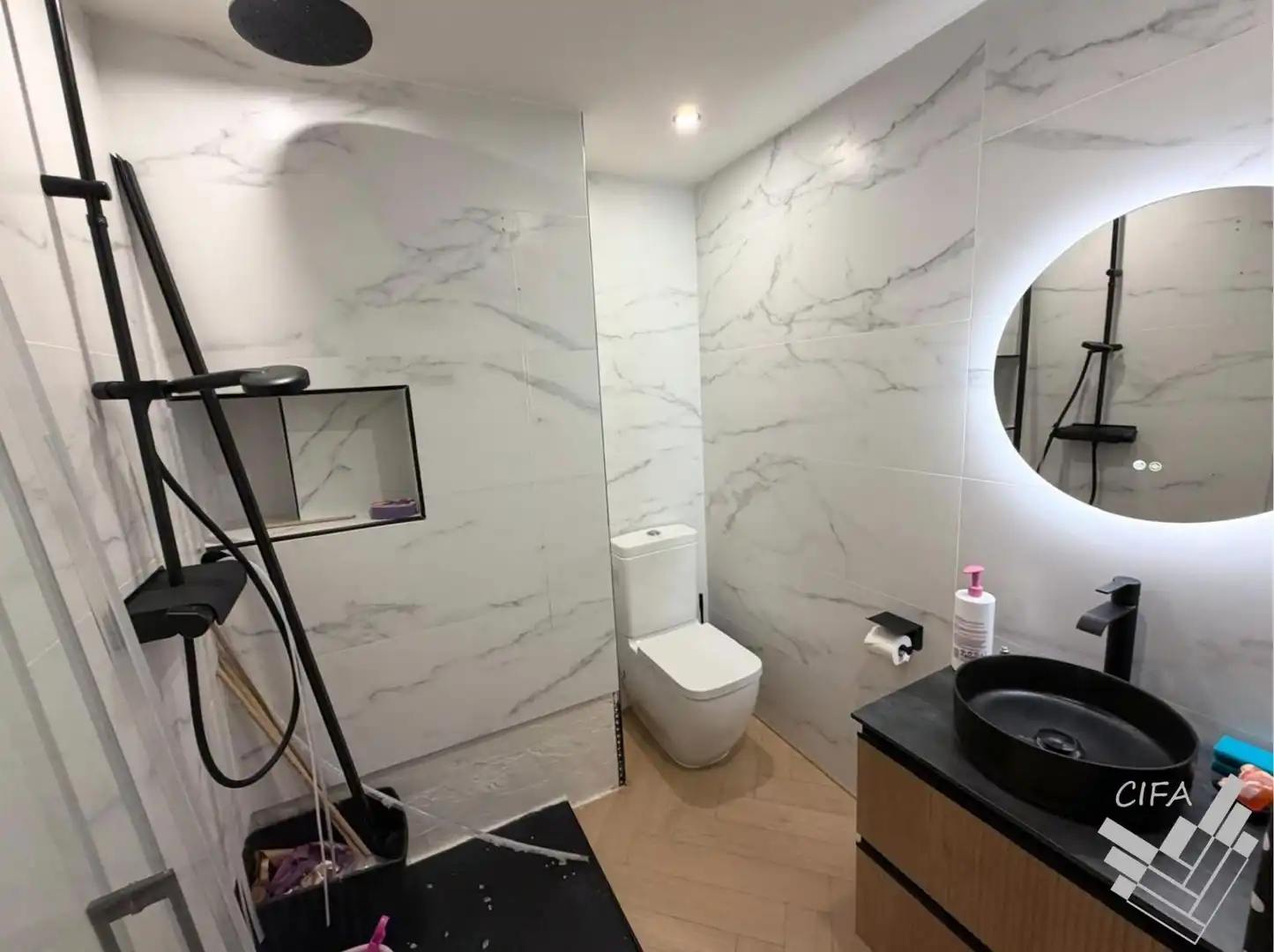Badezimmer von Wohnung zum Verkauf in Benicarló mit Klimaanlage, Abstellraum und Balkon