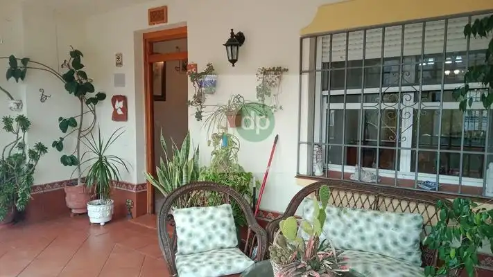 Garden of Detached homes for sale in Badajoz  with Air Conditioner, Heating and Storage room