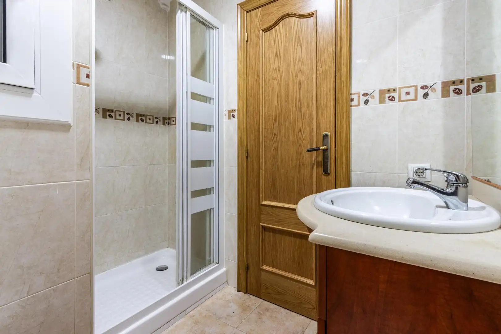 Bathroom of Flat for sale in Sabadell  with Heating and Parquet flooring