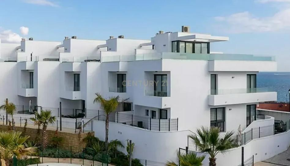 Photo 1 of Single-family semi-detached for sale in Encinas , 7, Castillo Sohail - Myramar, Málaga
