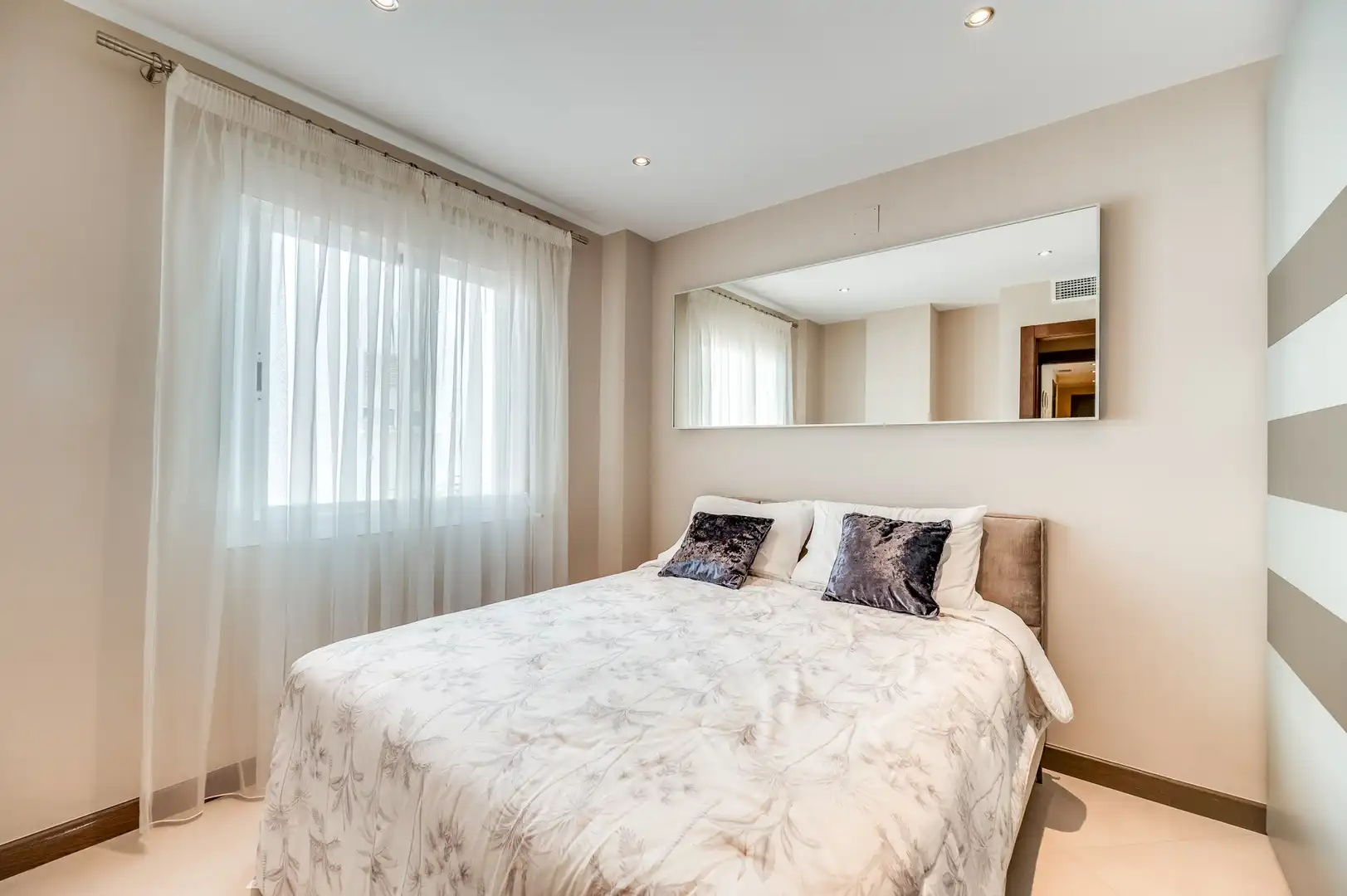 Apartament amb piscina en venda a Nueva Andalucía, imagen 14